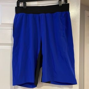 NEW Lululemon T.H.E. Linerless Shorts 11” || Blue / Black || Size M